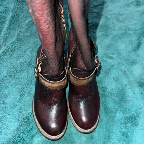 Freebird boots size 6 - Picture 3 of 5